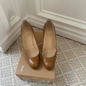 Christian Louboutin Simple Pump